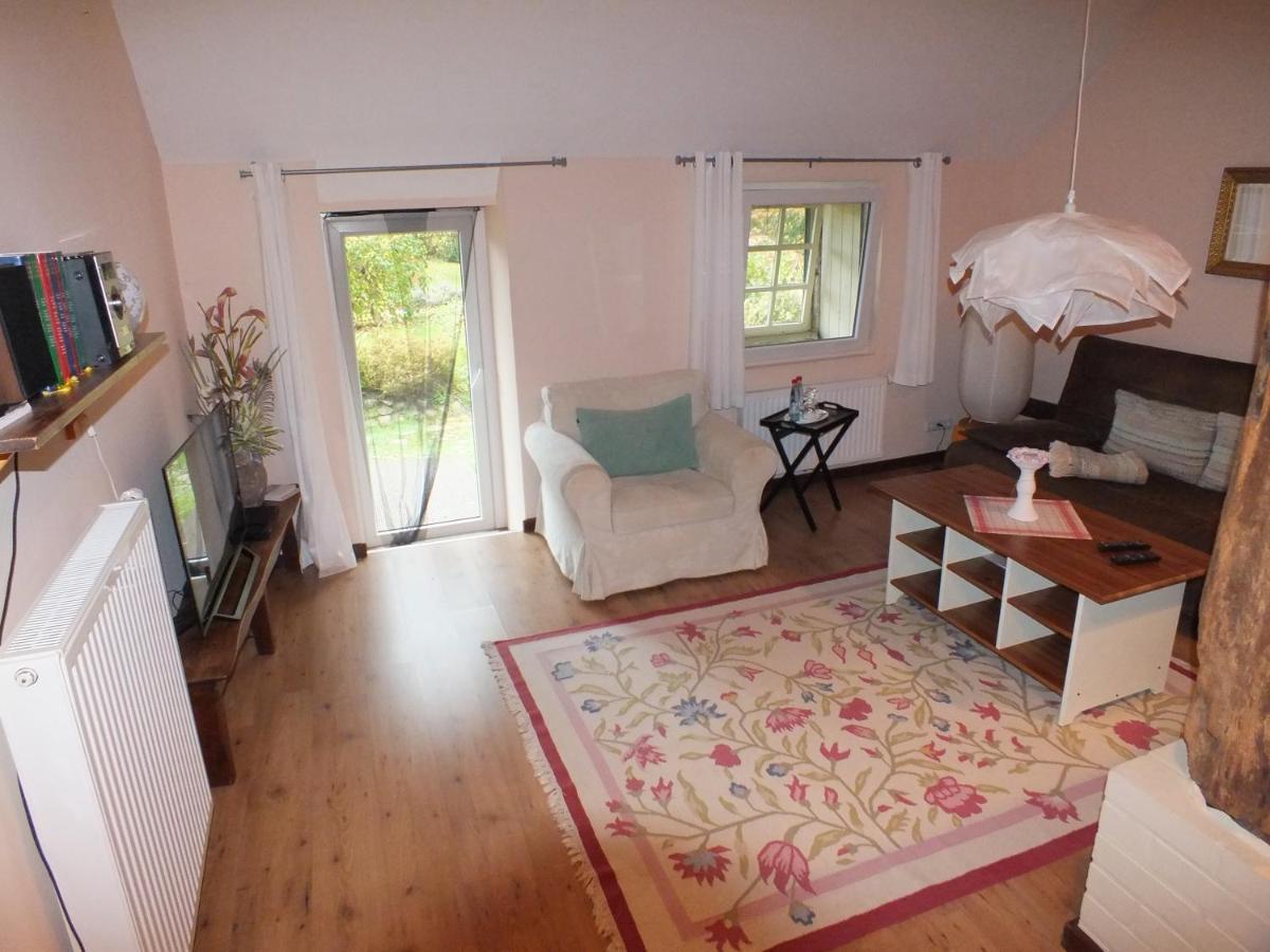 Hotel Taubenhof - Gut Cadenberge Extérieur photo