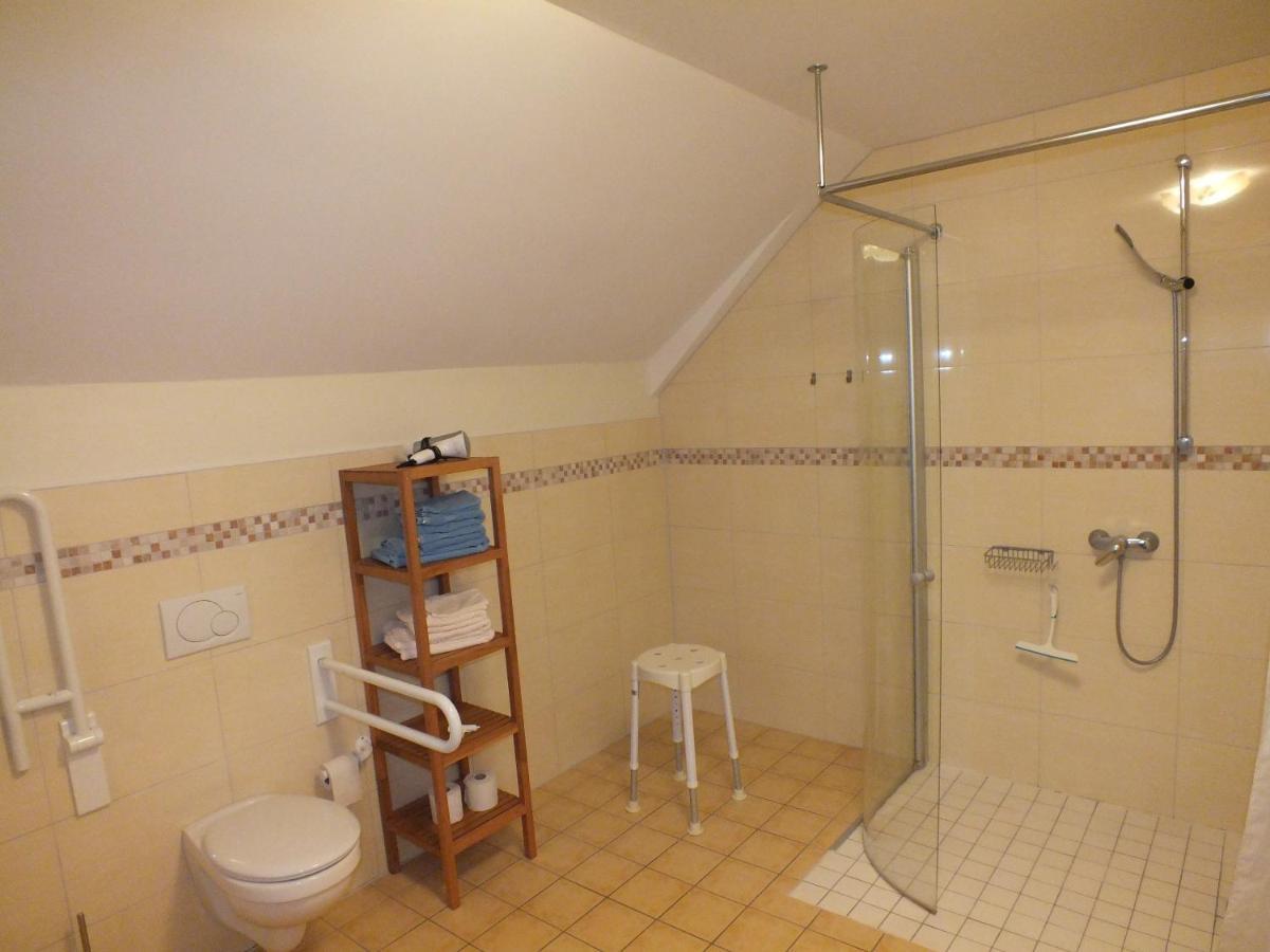 Hotel Taubenhof - Gut Cadenberge Extérieur photo